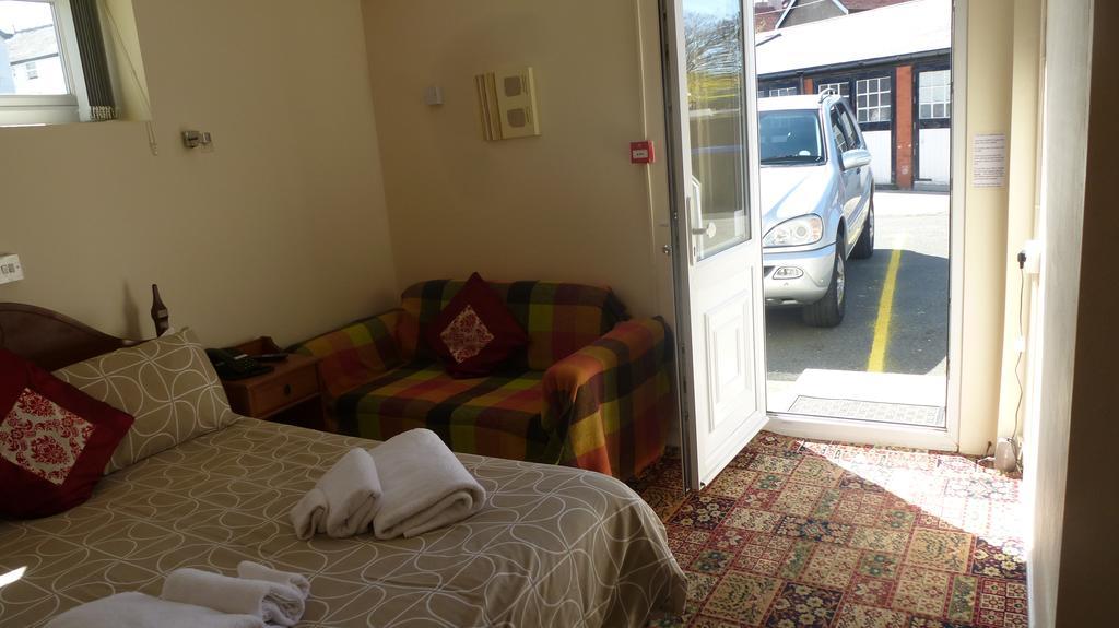 Whitehall Guest House Колвин Бэй Экстерьер фото
