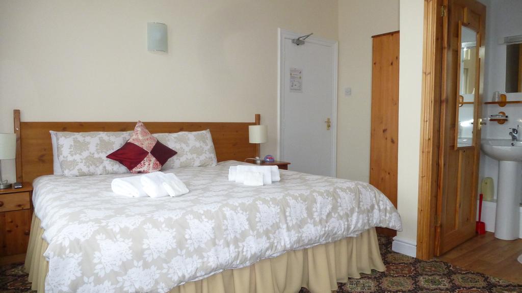 Whitehall Guest House Колвин Бэй Экстерьер фото