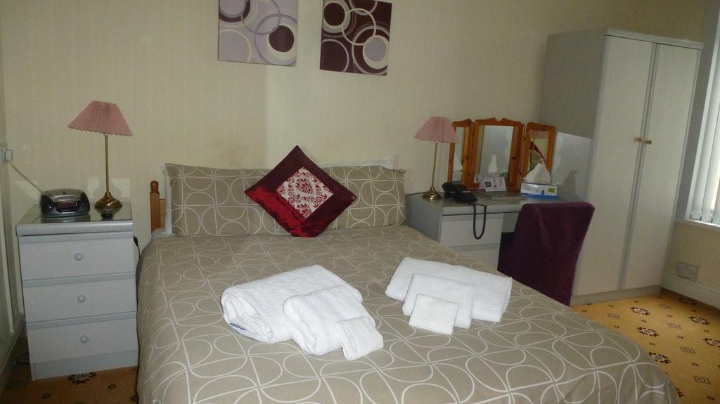 Whitehall Guest House Колвин Бэй Экстерьер фото