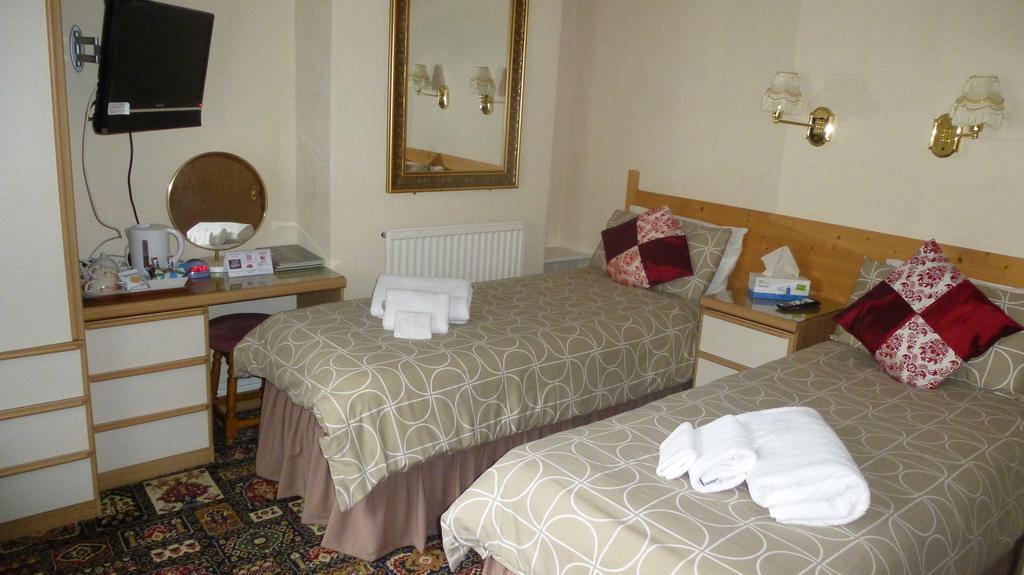 Whitehall Guest House Колвин Бэй Экстерьер фото