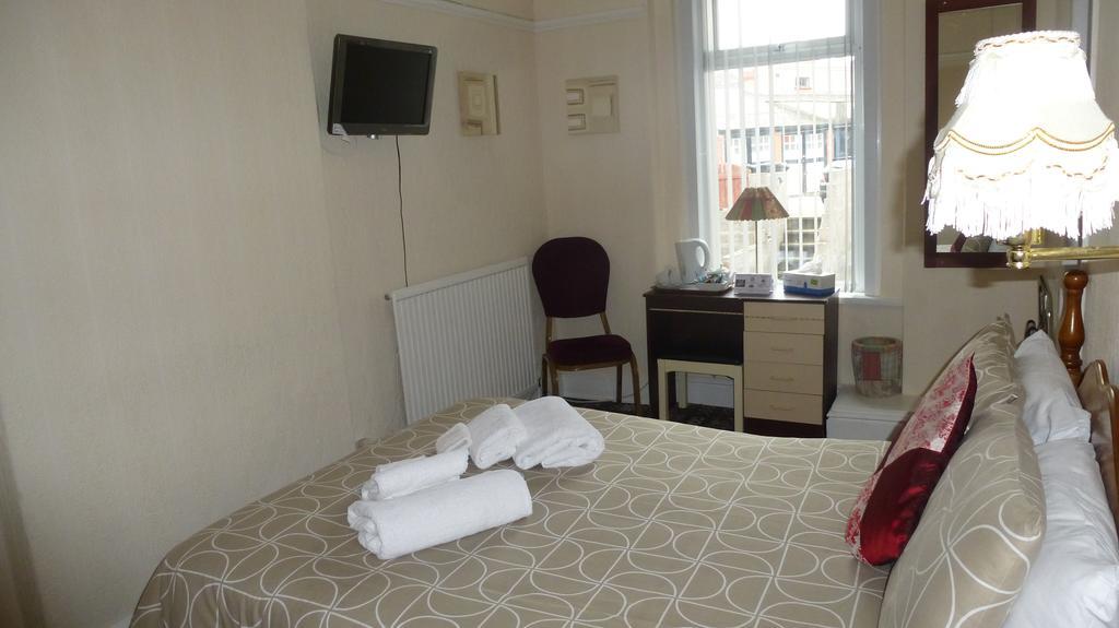 Whitehall Guest House Колвин Бэй Экстерьер фото