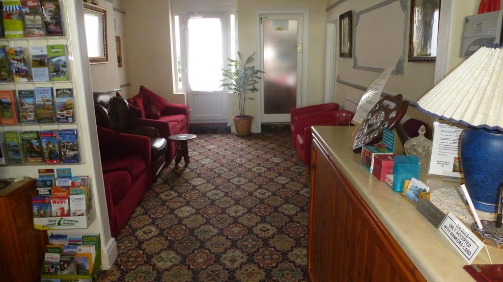 Whitehall Guest House Колвин Бэй Экстерьер фото